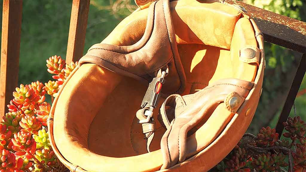 Individual design riding helmet